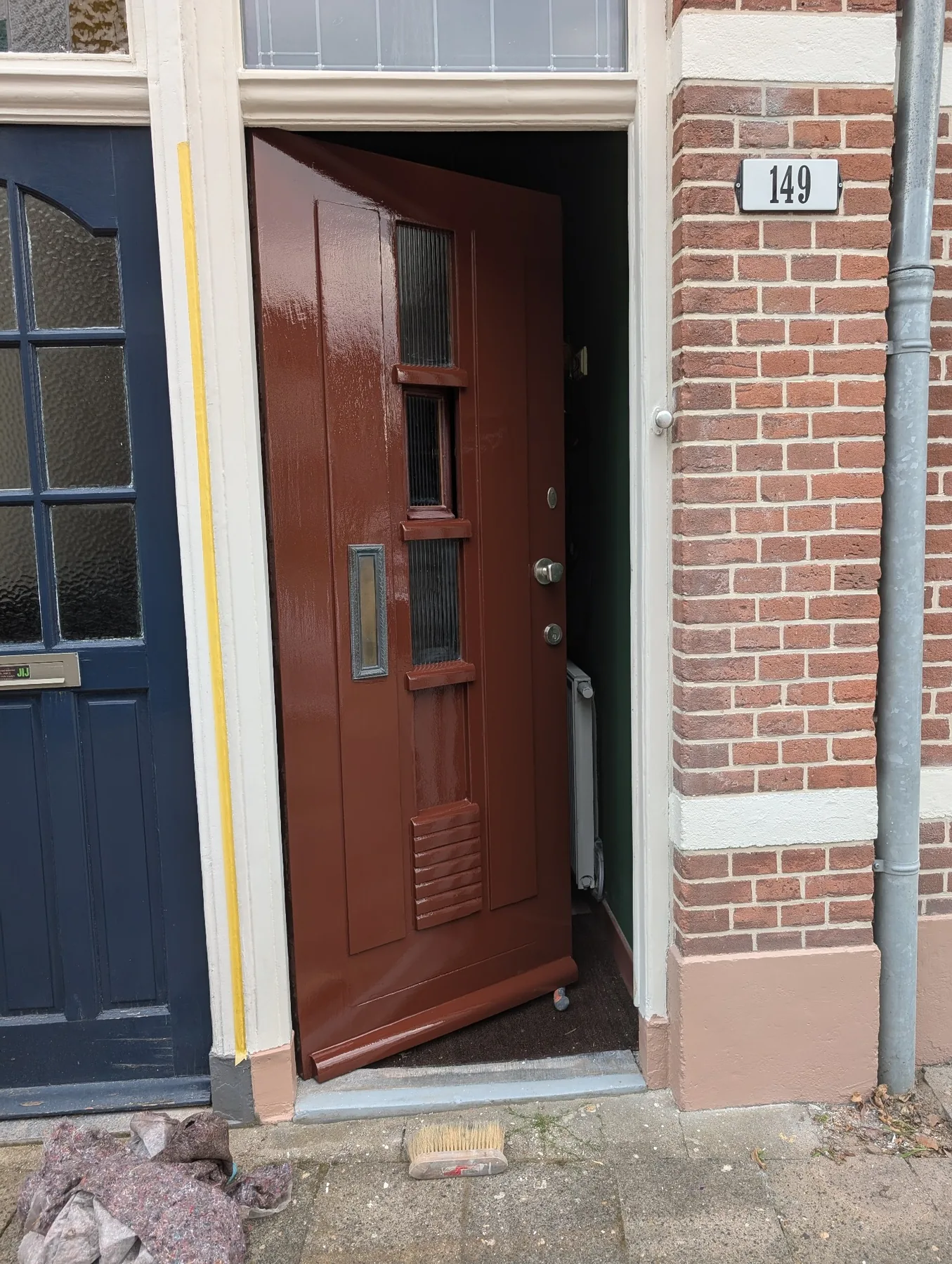 Klassieke voordeur in hoogglans
